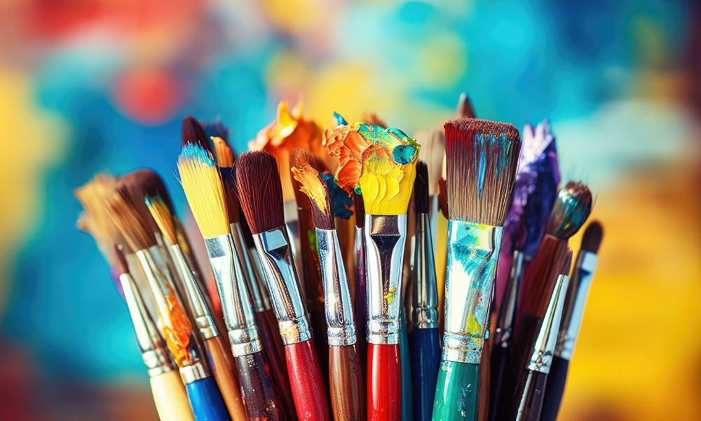 How to Choose the Right Paint Brush for Your Artwork?