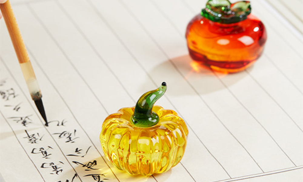 How to Use Paperweights to Enhance Your Workspace Aesthetic