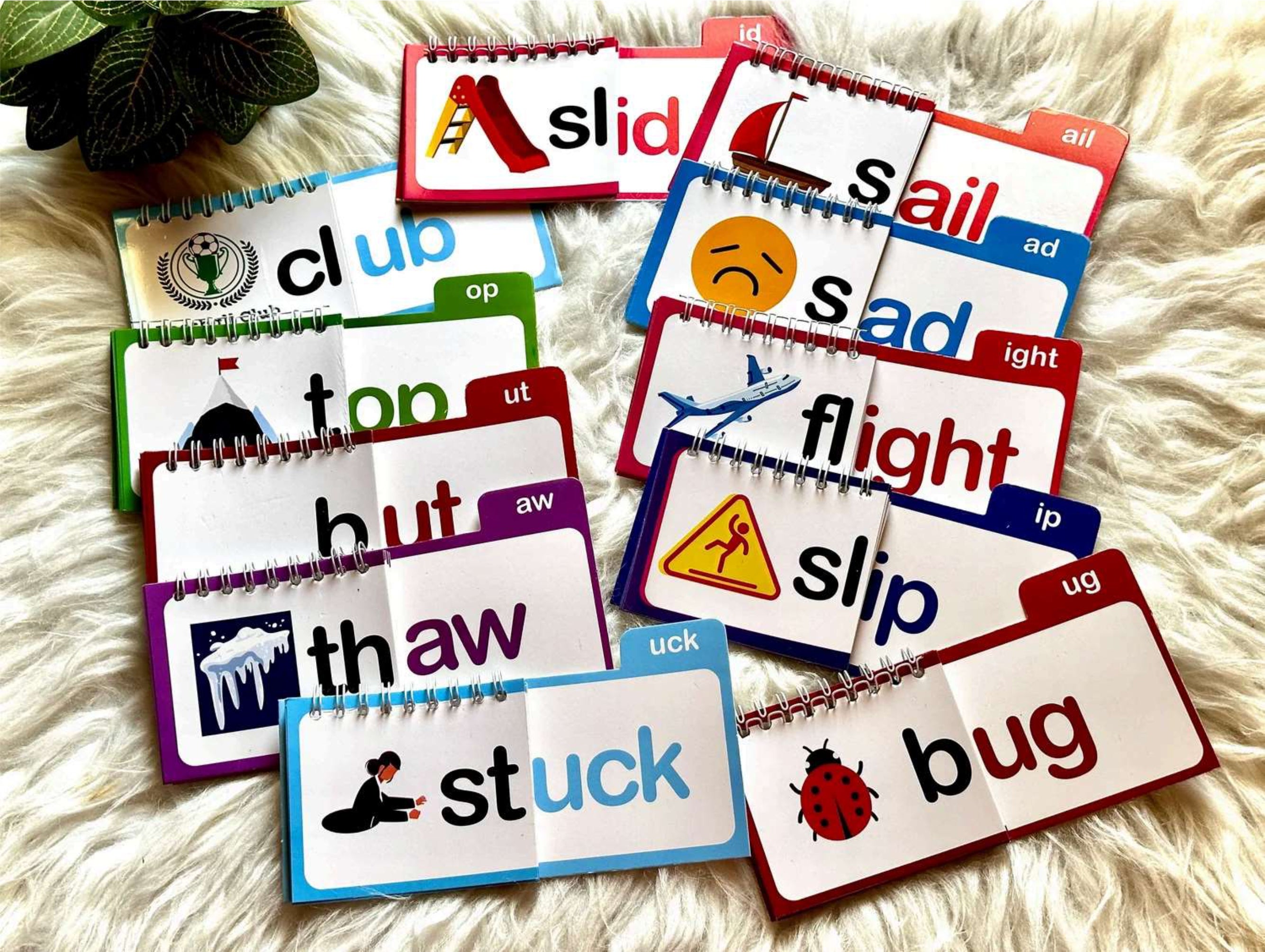 300 Phonics Adventures: 30 Books Box Set for Kids