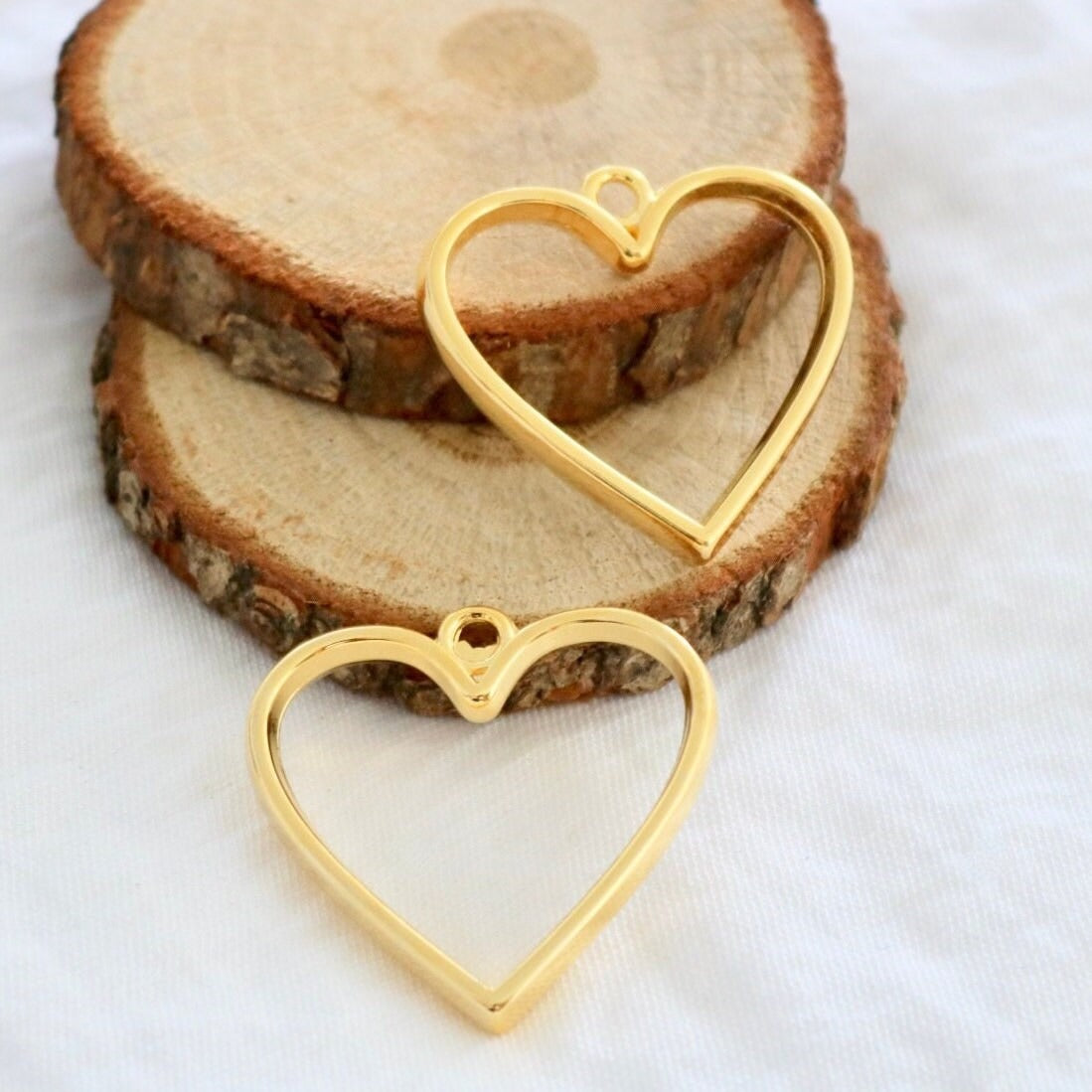 Resin Art Gold Heart-Shaped 1pc