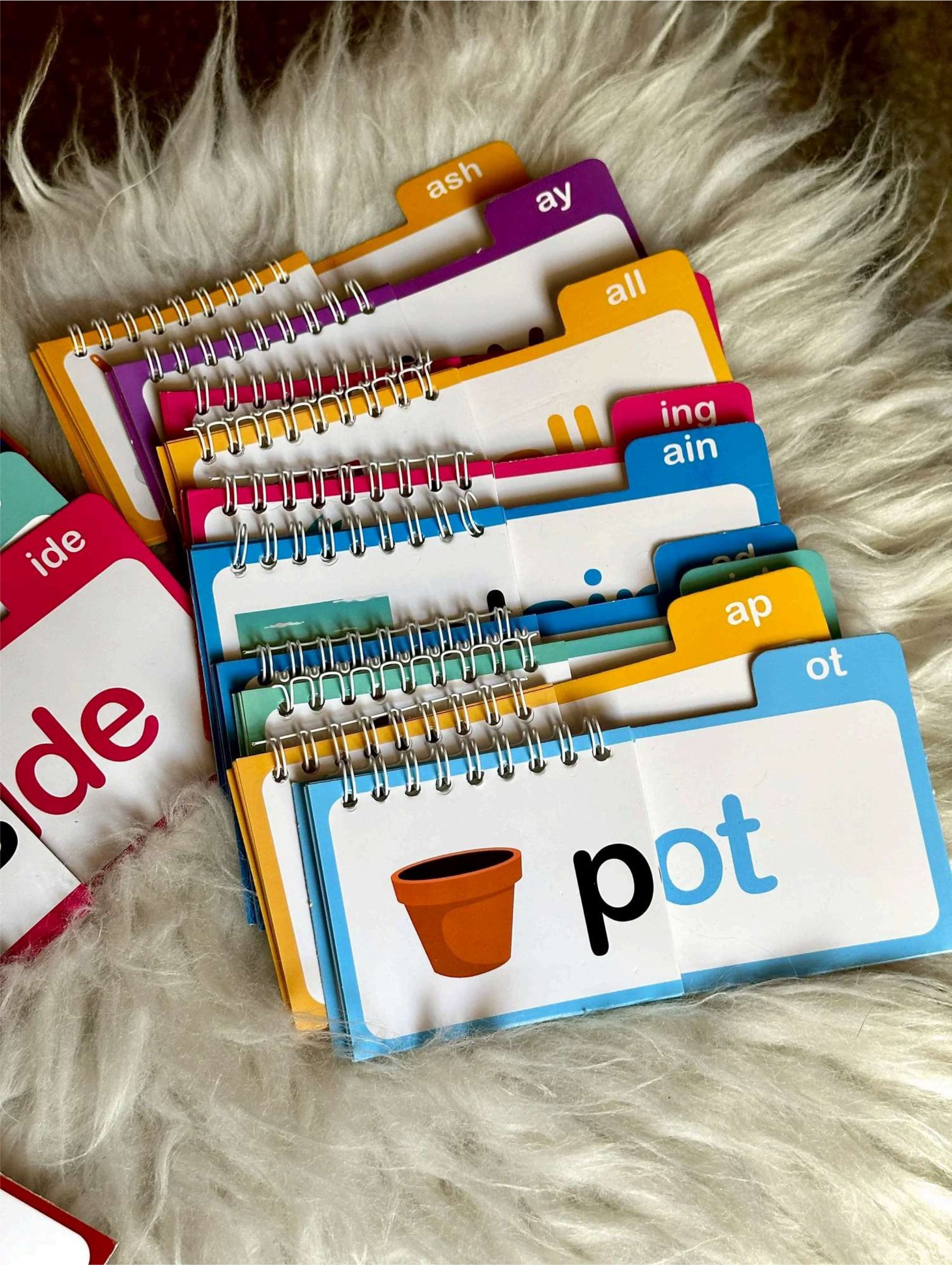 300 Phonics Adventures: 30 Books Box Set for Kids